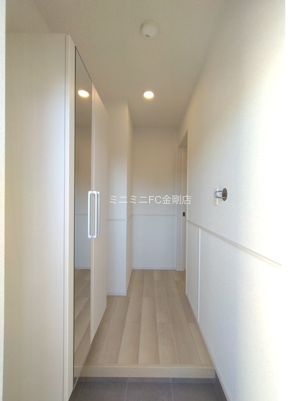 エヌ　プラス 玄関