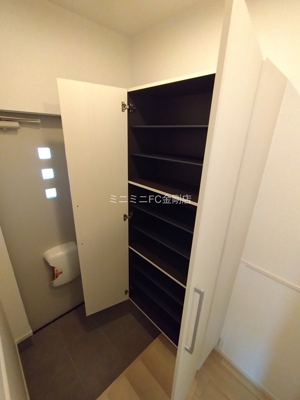 エヌ　プラス その他13