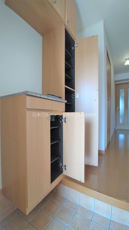 フォーリストベル 玄関