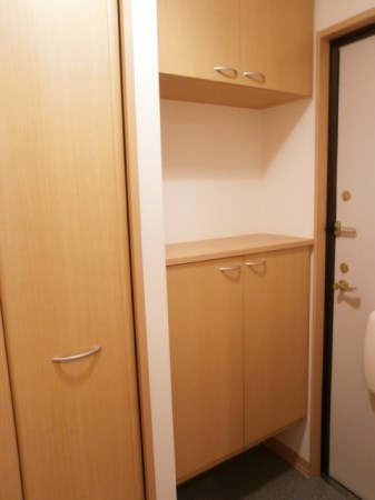 プランドールソフィアA棟 玄関