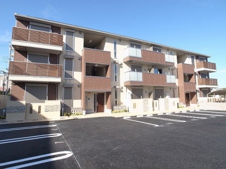 モア・サンハイム 外観写真