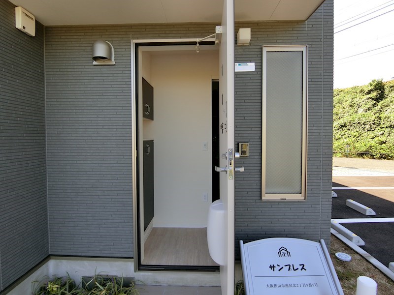 サンプレス 玄関