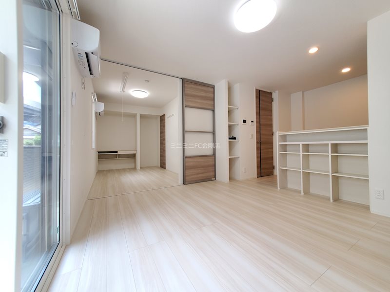 パストラル大美野 リビング