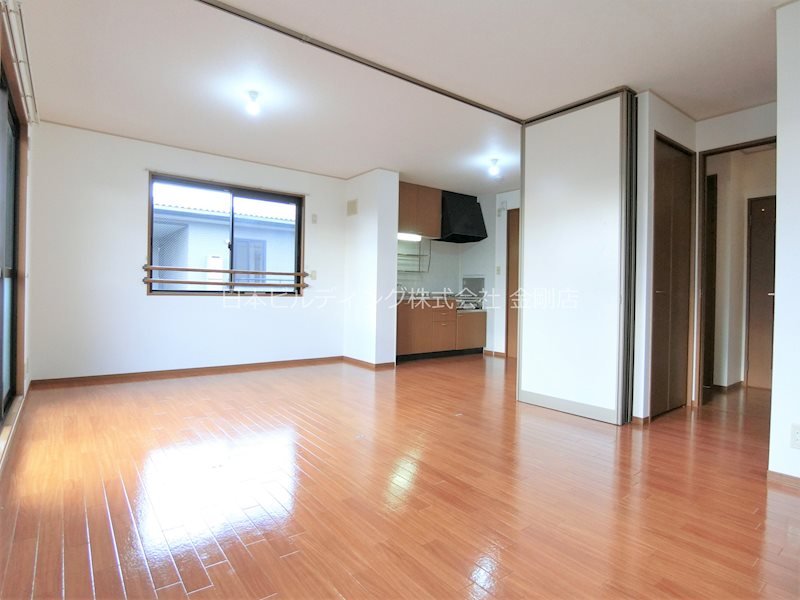 フリーバード リビング