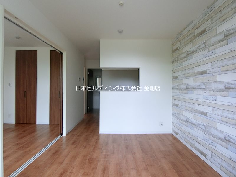 プレミアムスイート狭山駅前 リビング