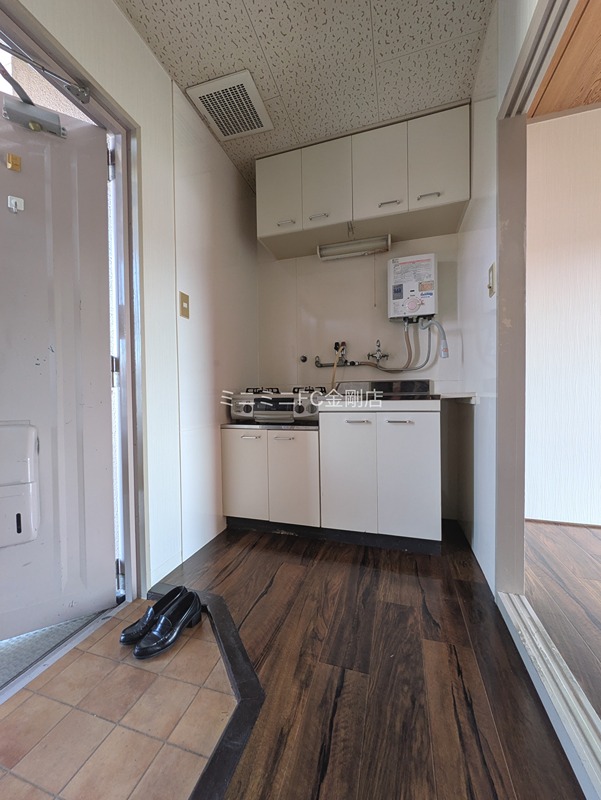 森井マンション 玄関