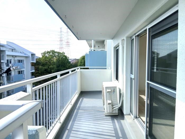 UR泉北城山台二丁団地24号棟 ベランダ