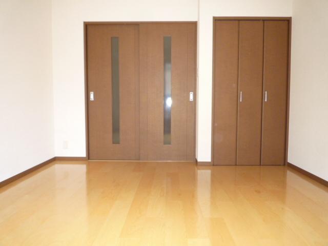 ラパス高倉台Ⅱ番館 ベッドルーム