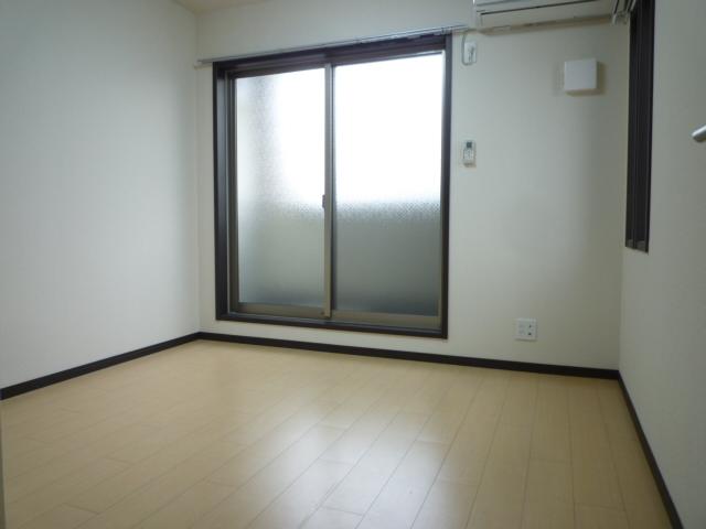 スリーハーブズ狭山Ⅰ番館 ベッドルーム