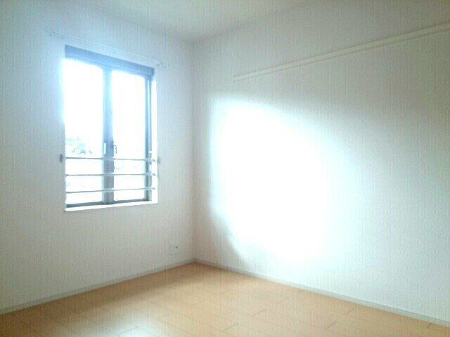 サンリットガーデン ベッドルーム