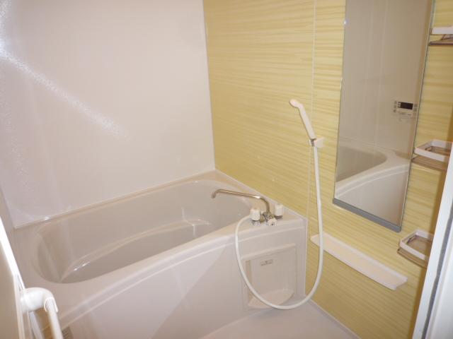 ヴィラパストラーレ 風呂画像