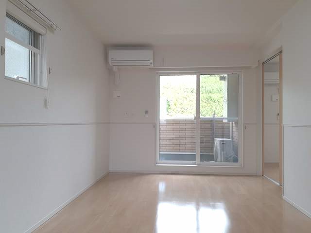 ホームズ豊田　ウエスト リビング