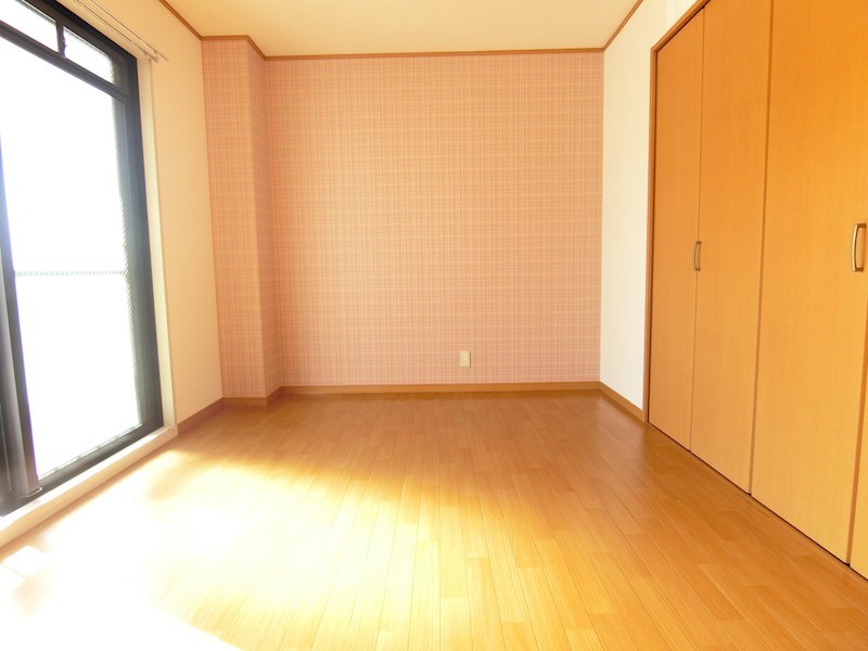 シャングリラ深井 ベッドルーム