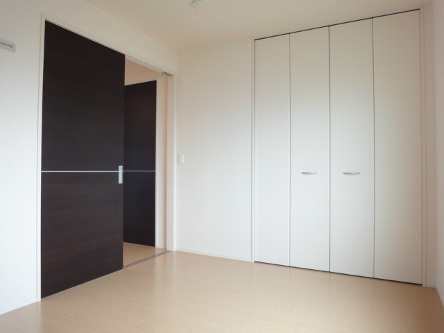 レフィナード ベッドルーム