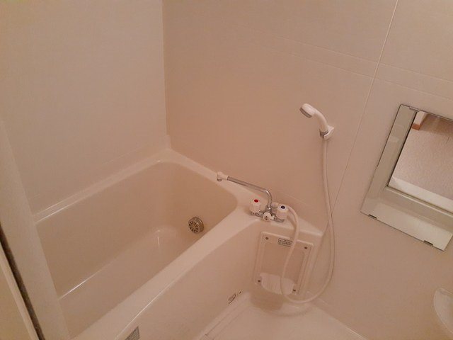 レーゲンボーゲン大美野 風呂画像