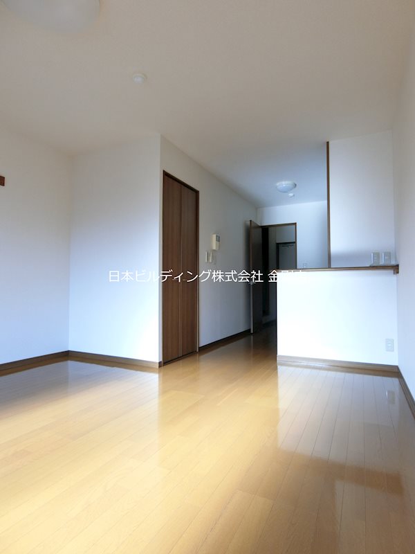 アンプルール光明池 リビング