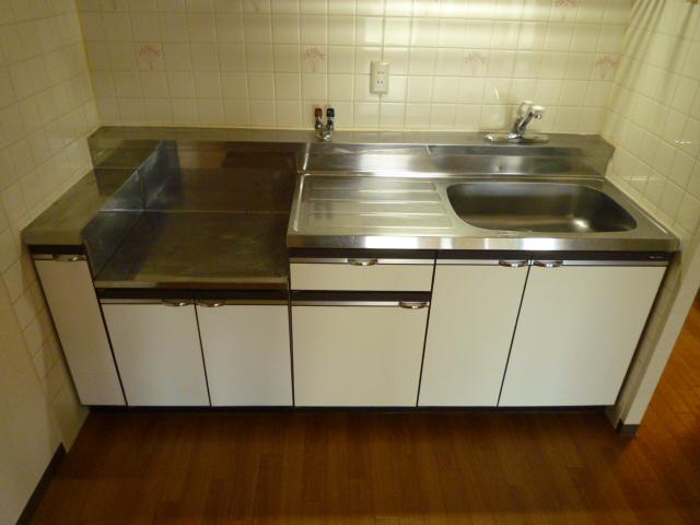 ヴィラ仲谷向陽台 キッチン