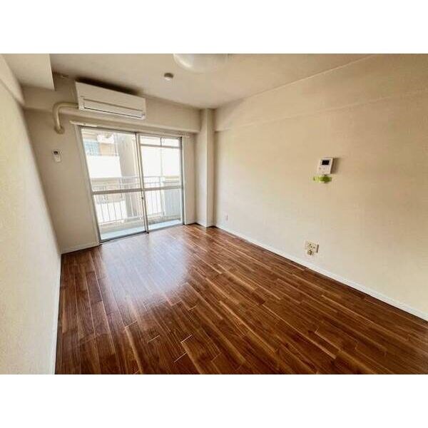 セリバノーブル ベッドルーム