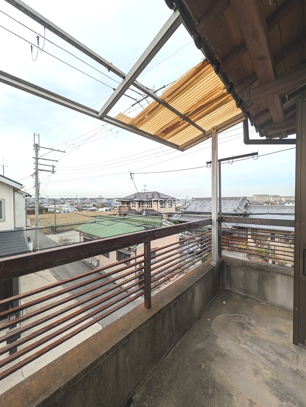 富田林市南大伴町2丁目戸建 ベランダ