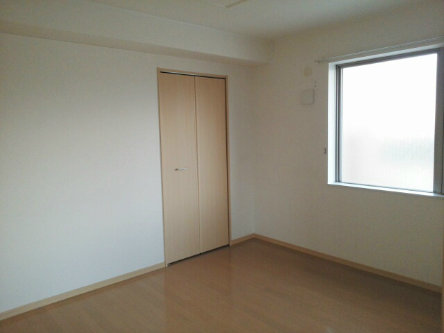 ジン ベッドルーム