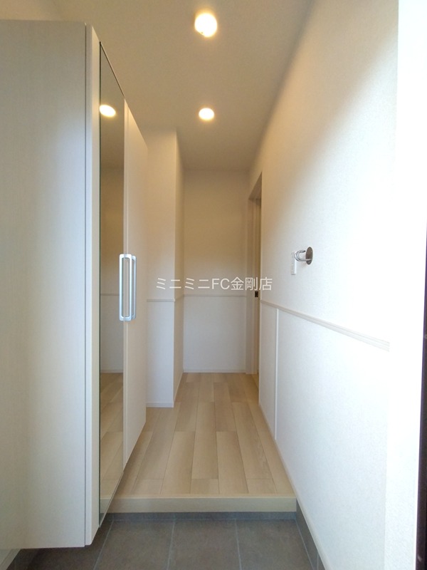 フェルド菩提 玄関