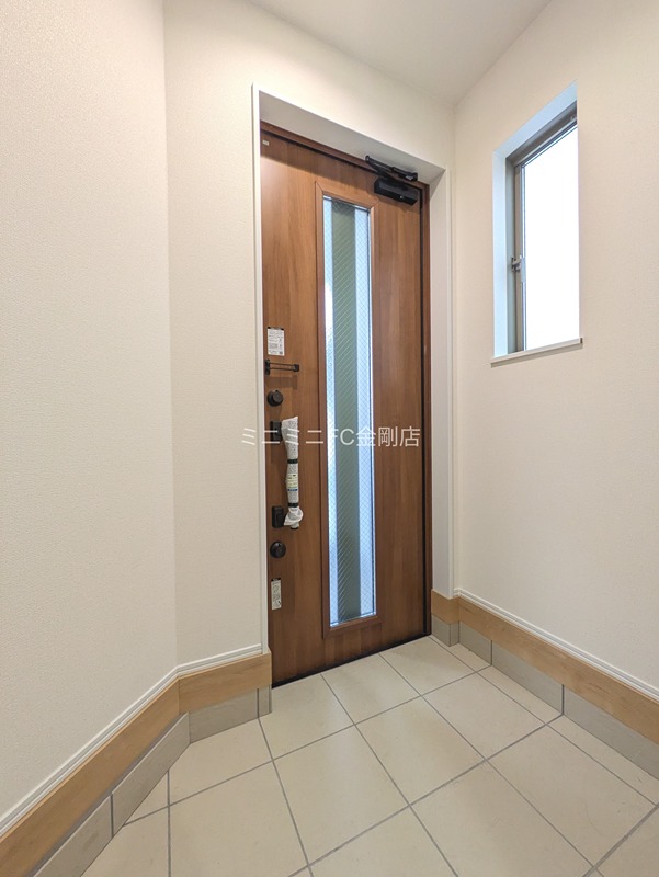 堺市東区南野田戸建 玄関