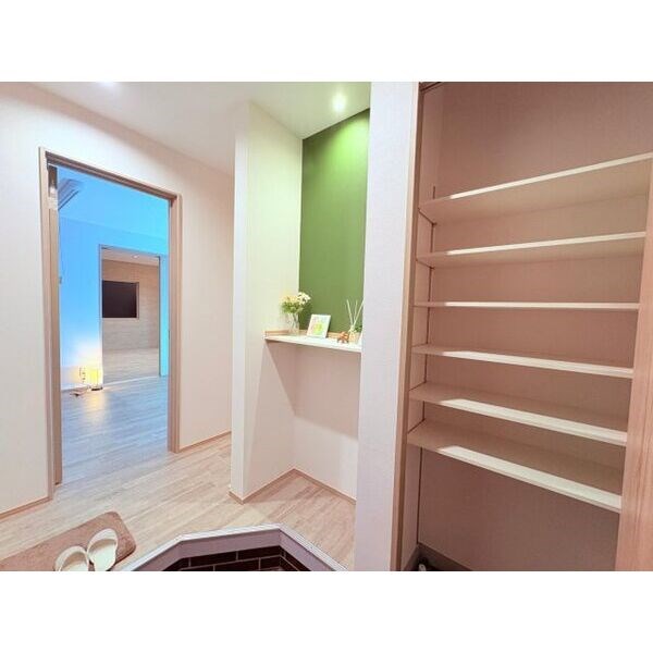 Calm Nest〜つぐみ〜 玄関