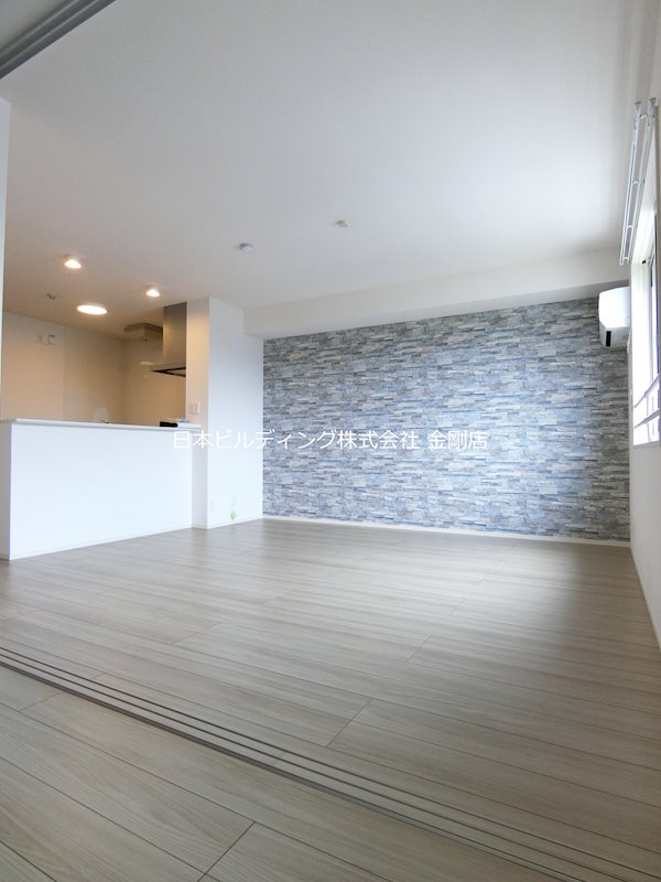 メゾンドール北野田 リビング