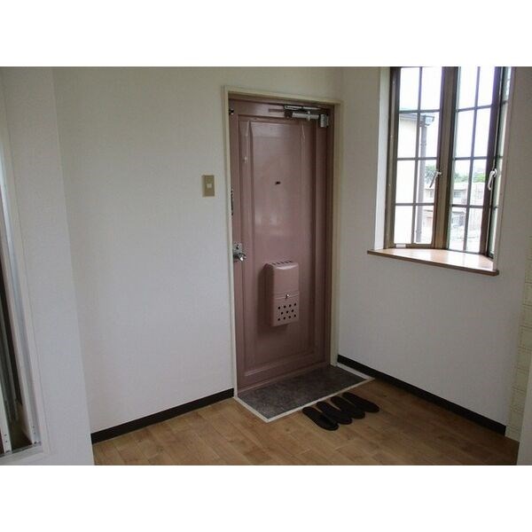 プレアール白鷺 玄関