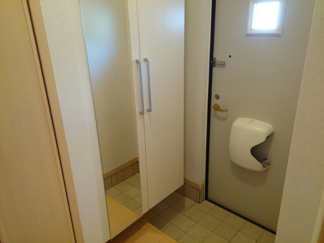 オリーブⅠ 玄関