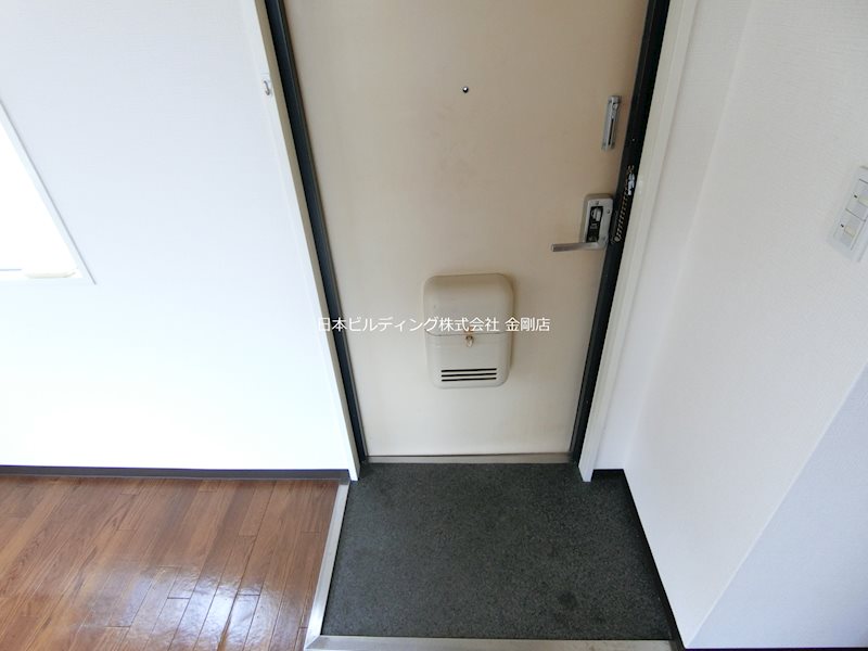 ラフィーネ1号館 玄関