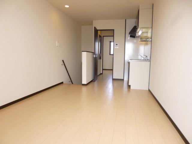 スリーハーブズ谷佐 リビング