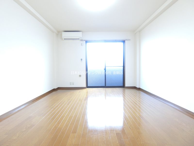 アンプルールフェールフォルス ベッドルーム