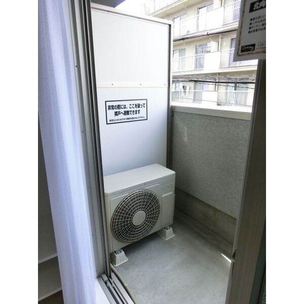 エヌエムキャラントサンクノース ベランダ