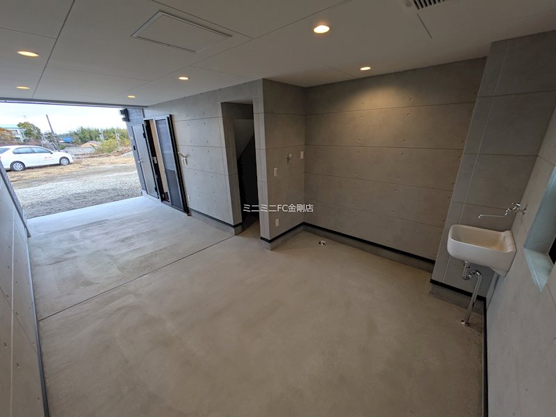 East Garage Place  その他1