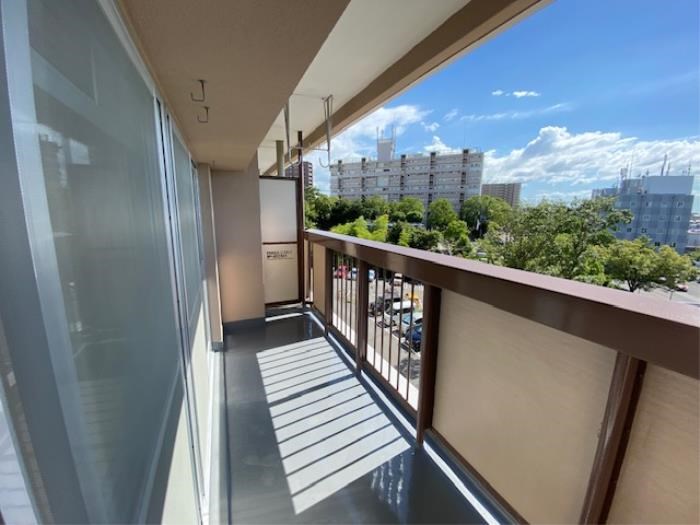 UR泉北原山台一丁団地2号棟 ベランダ