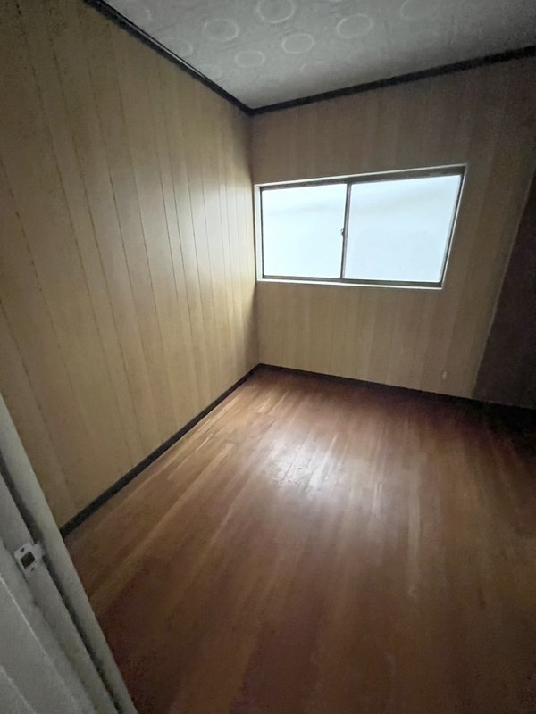 末広町貸家 ベッドルーム