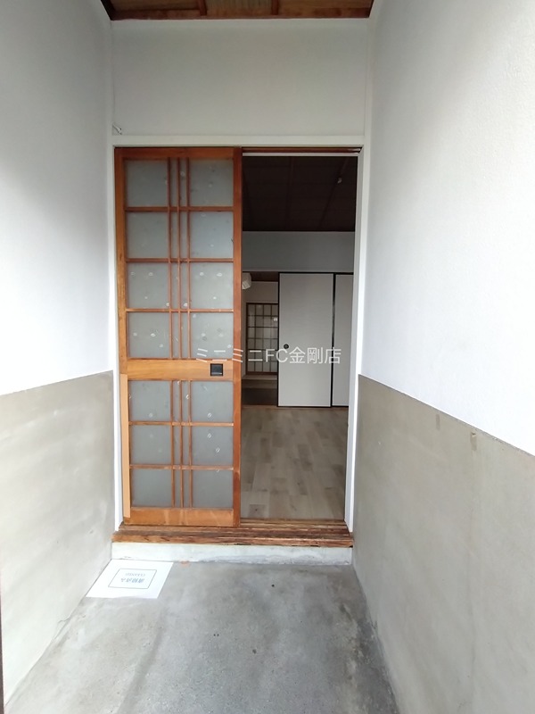 富田林市本町アパート 玄関