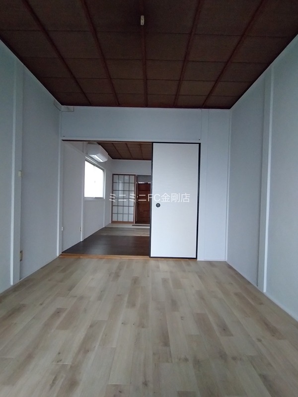 富田林市本町アパート リビング