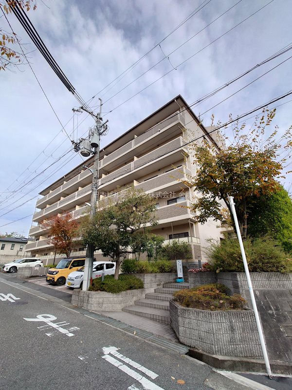 グミヒルズ 外観