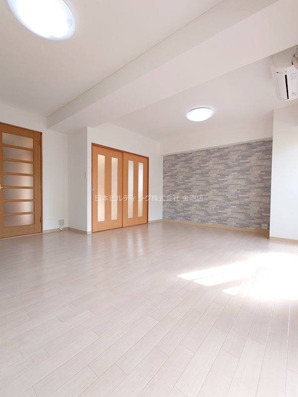 グミヒルズ リビング