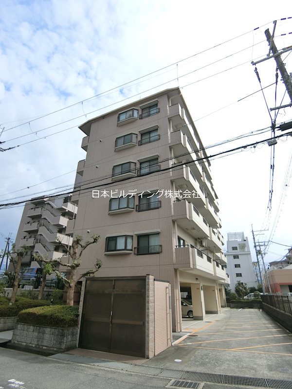 エルファミーレ富田林 外観