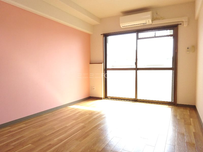 シャルマン芳春 ベッドルーム