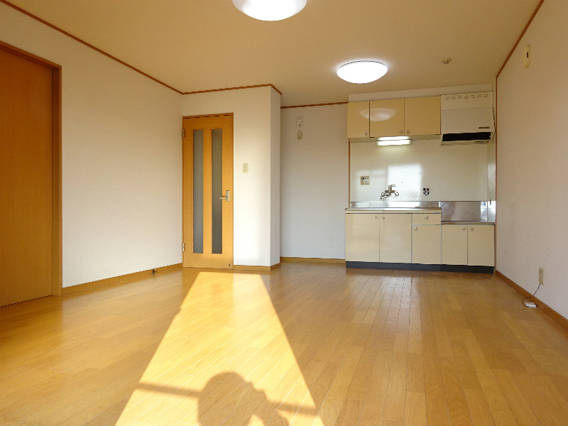 シャングリラ深井 リビング