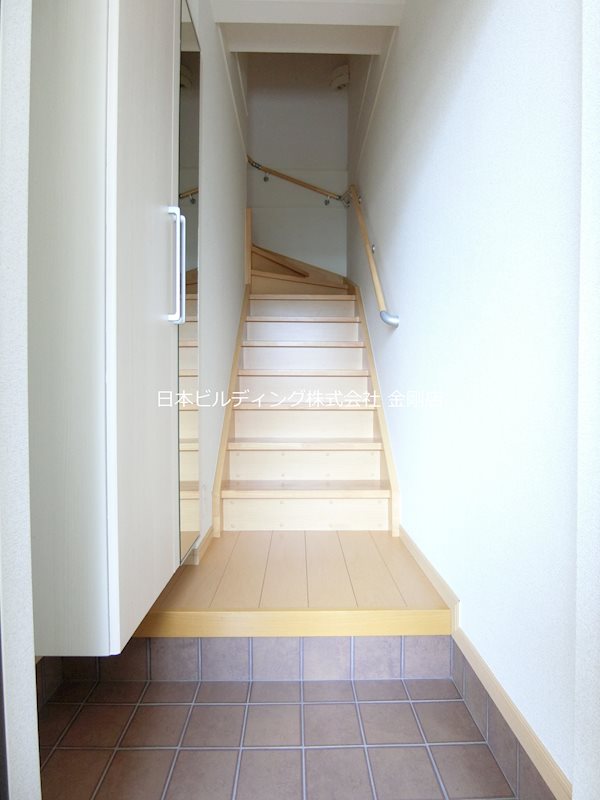 メゾンなでしこ 玄関