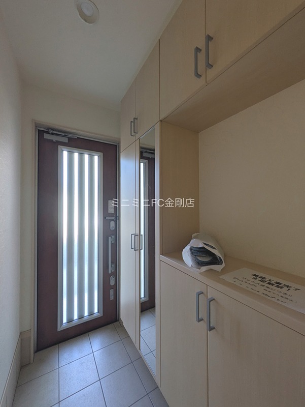 大阪狭山市半田戸建 玄関