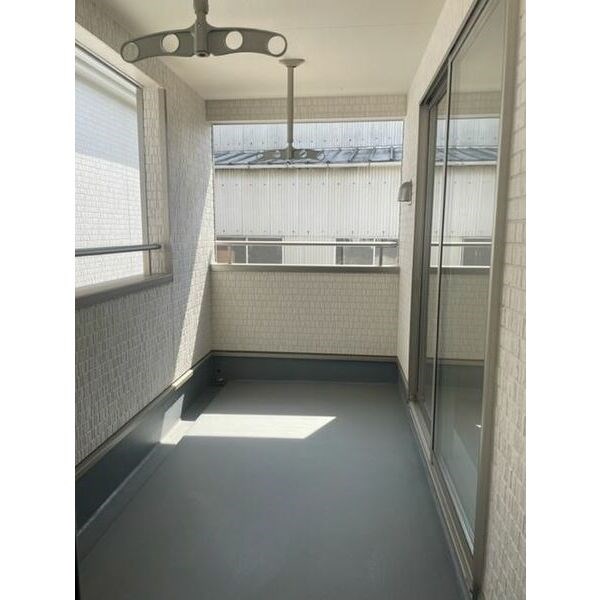 クレイドルガーデン和泉市三林町第4　7号棟 ベランダ