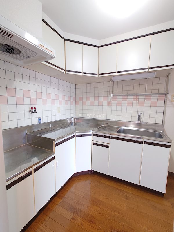 アルシモンテ滝谷 キッチン