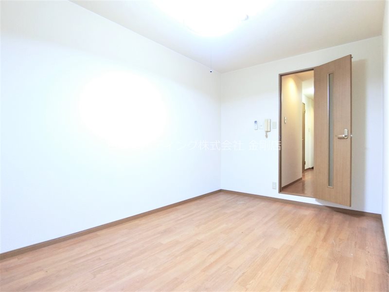 ファーストパレス ベッドルーム