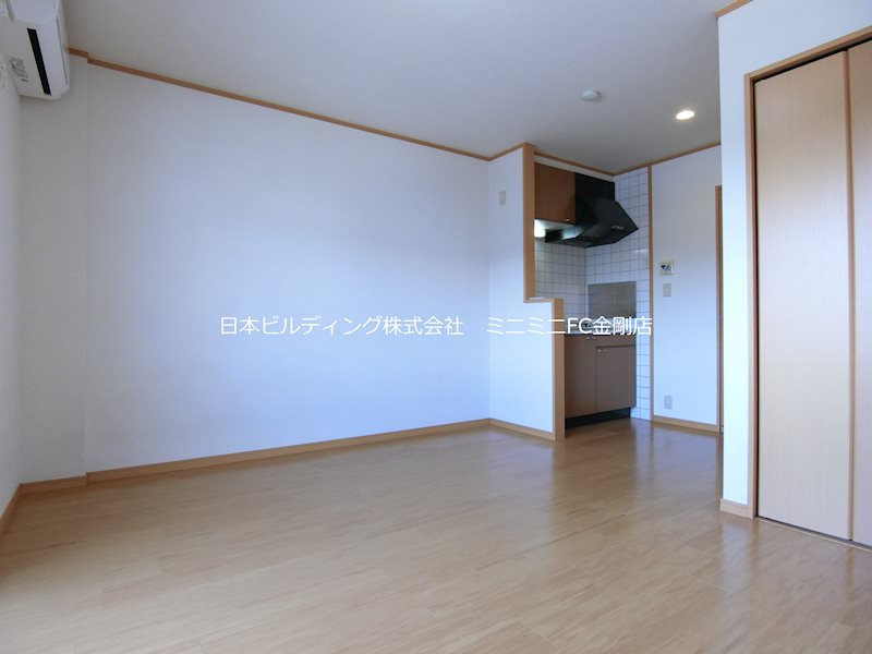 エレガント リビング